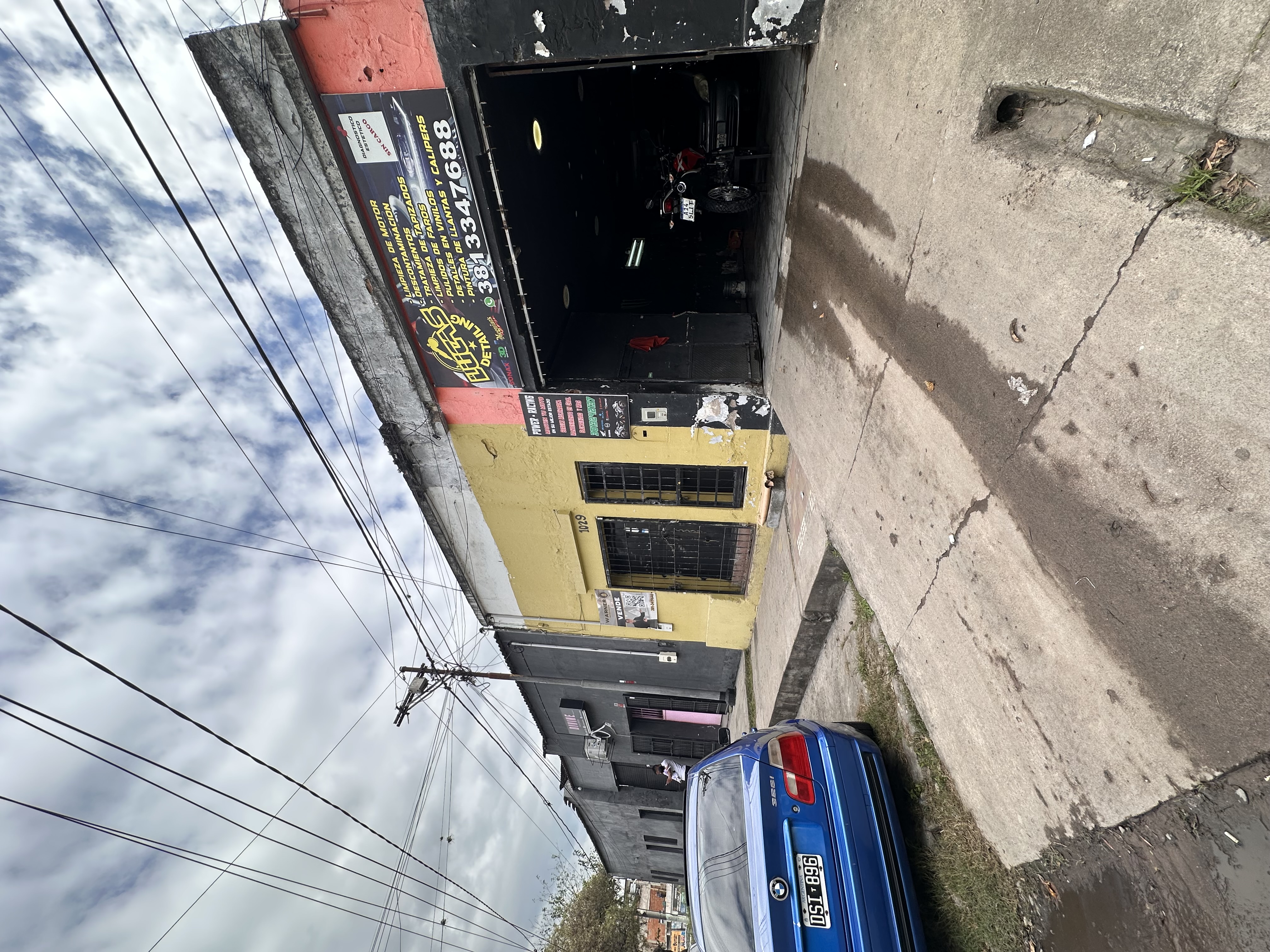 Av. Marina alfaro 1023